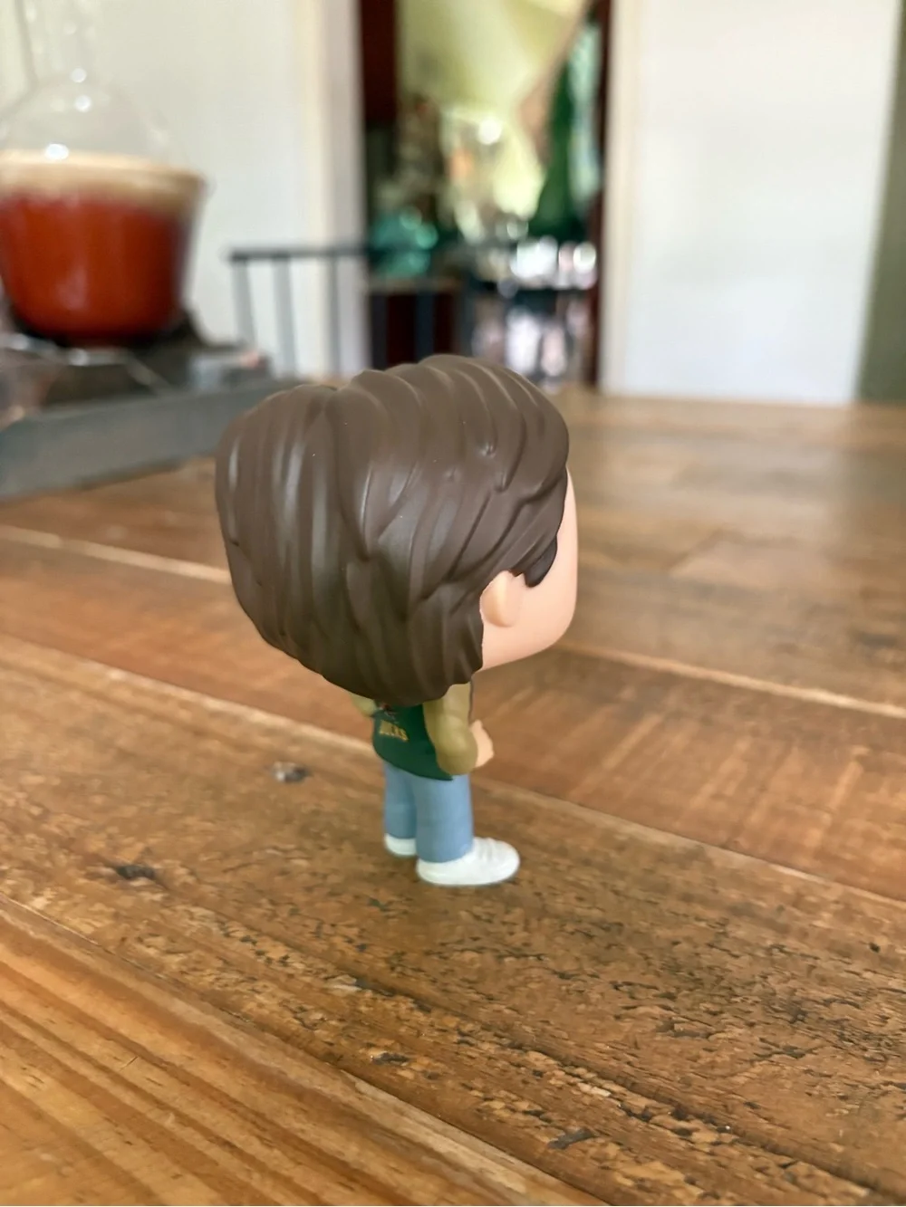 Funko Pop! Disney: Mighty Ducks - Coach Bombay - Picture 11 of 16